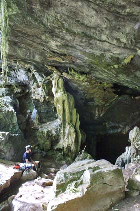 2016 - Caverna Alambari de Baixo (8).1