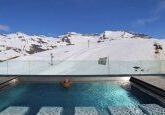 Piscina do hotel Chetzeron