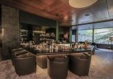 Lobby bar