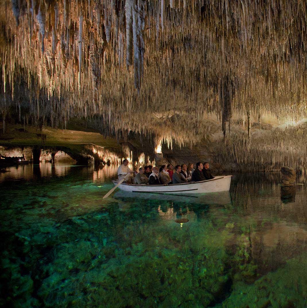 Cuevas del Drach